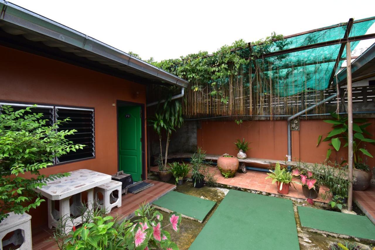 Mukda Guesthouse Trat Luaran gambar