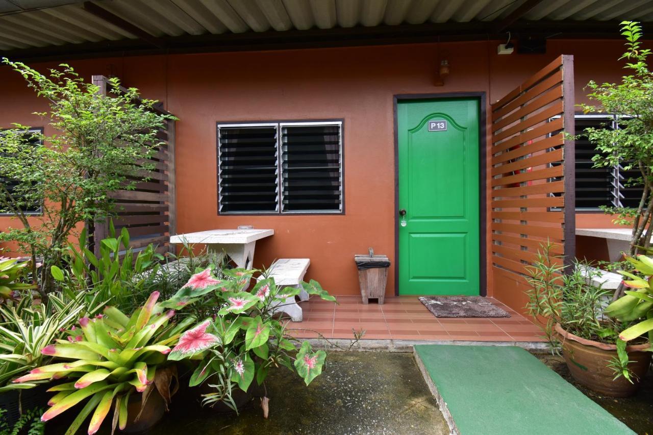 Mukda Guesthouse Trat Luaran gambar