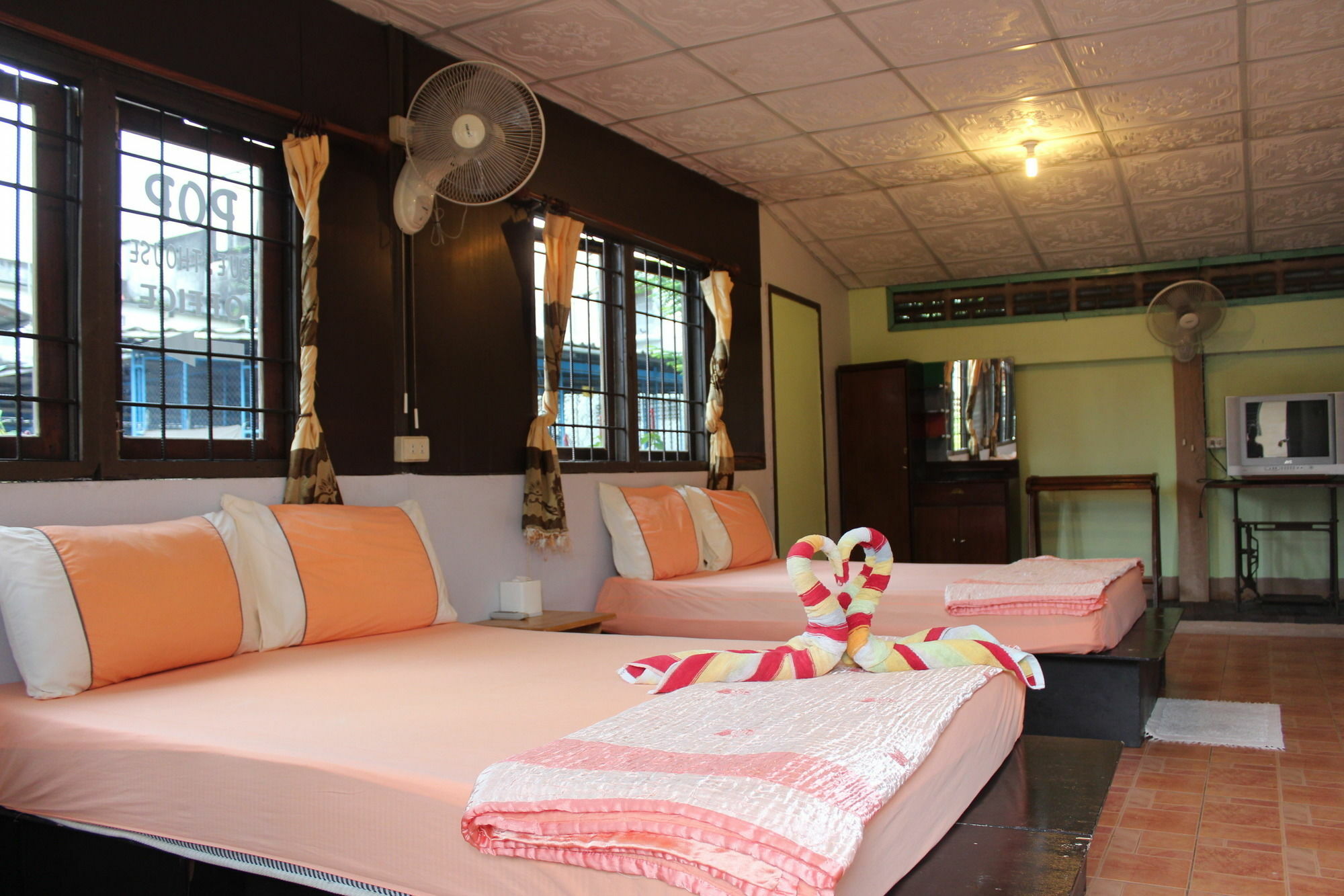 Mukda Guesthouse Trat Luaran gambar